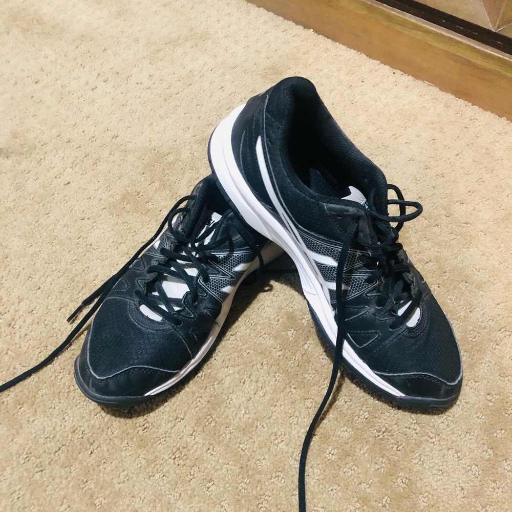 ASICS volleyball shoes